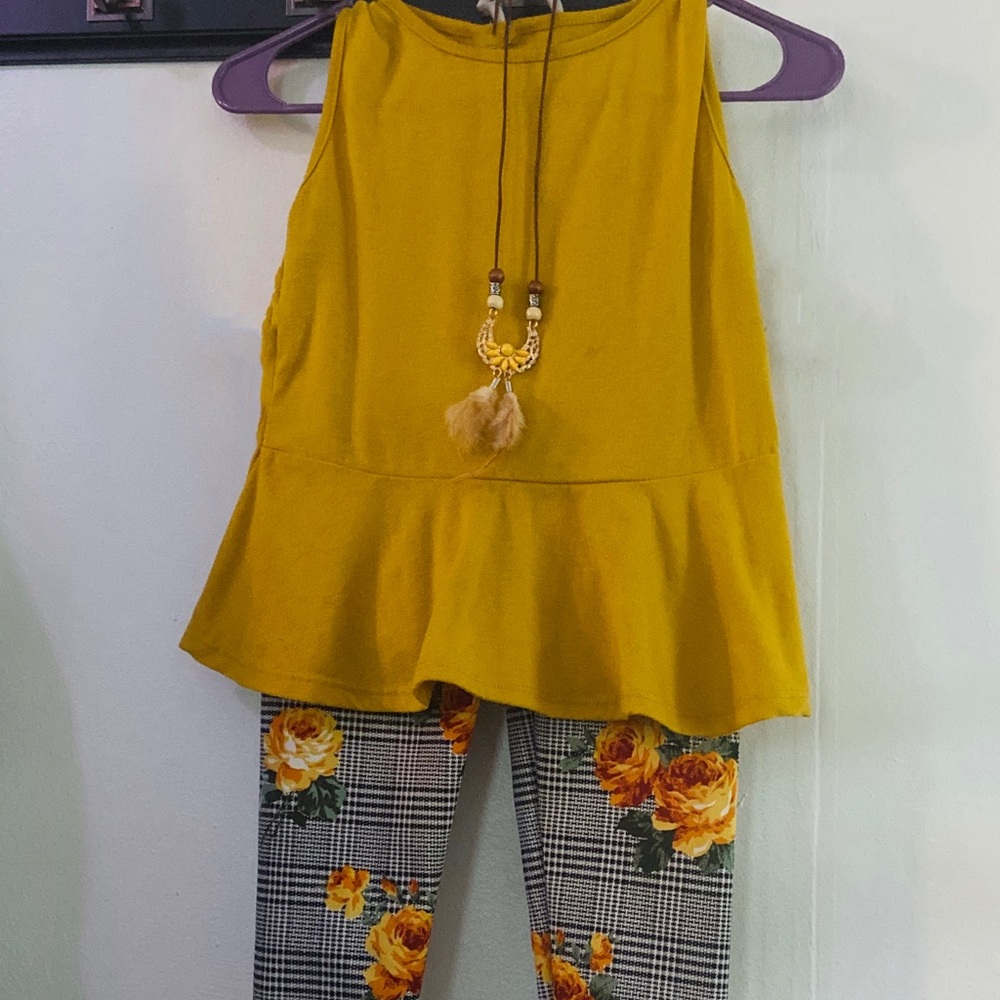 Pants and Top set// Including Necklace